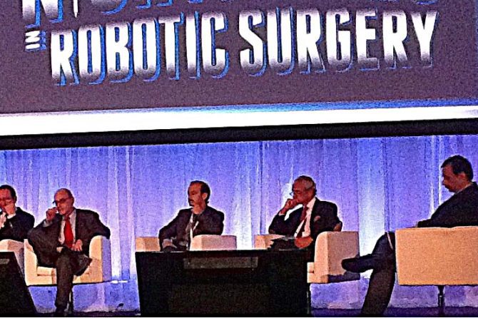 Complicaciones de la Cirugía Robótica en el ERUS 2011.