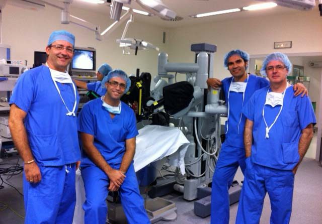 Clinica IMQ Zorrotzaurre. Un nuevo curso de cirugia robotica en urologia.