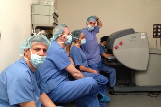 Primer Curso De Cirugia Robotica 2013