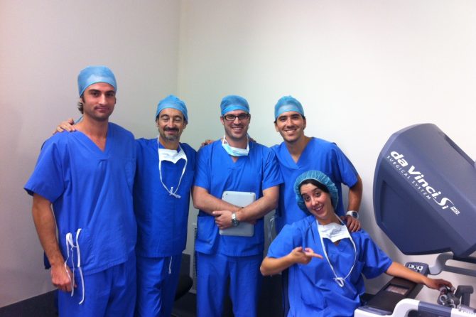 Último Curso Robótica Del Año 2013 En Urologia Clinica Bilbao