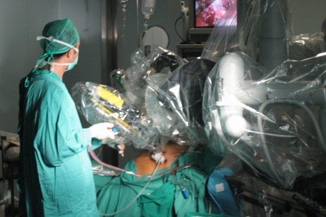 Cursos de cirugía robótica